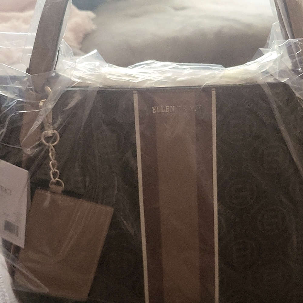 Ellen Tracy Purse